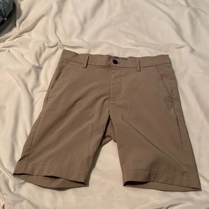 Nude khaki shorts